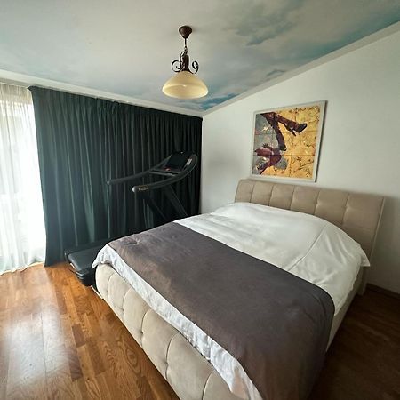 Real Home 1 Sibiu Luaran gambar