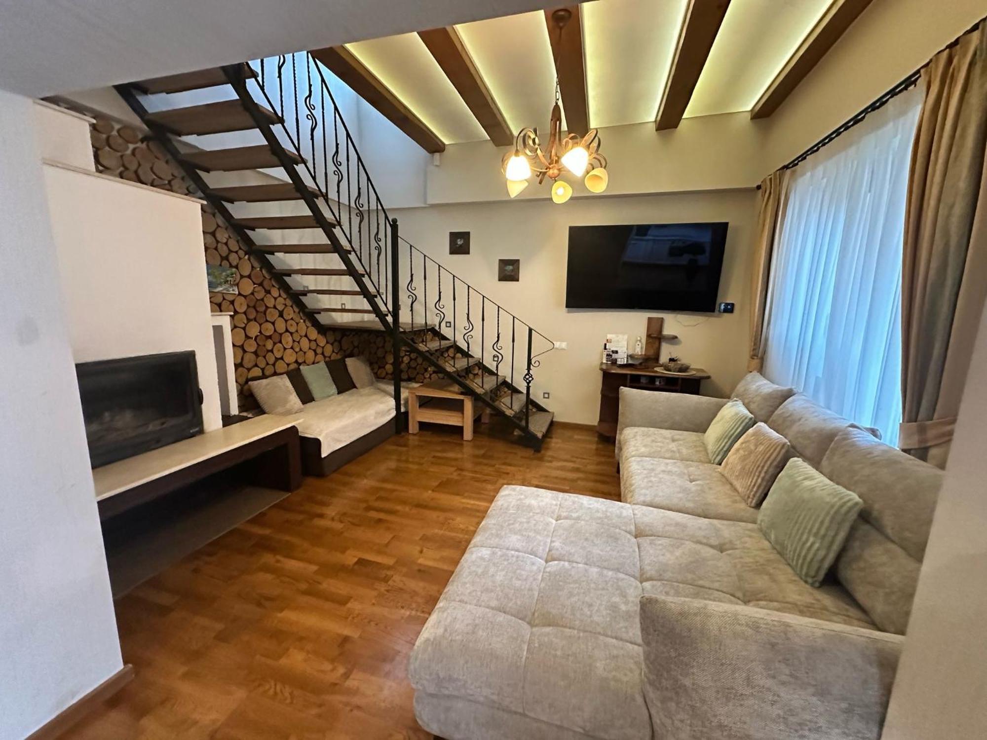 Real Home 1 Sibiu Luaran gambar